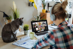 Therapist participating in a somatic attachment psychotherapy training with bringing the body into practice.